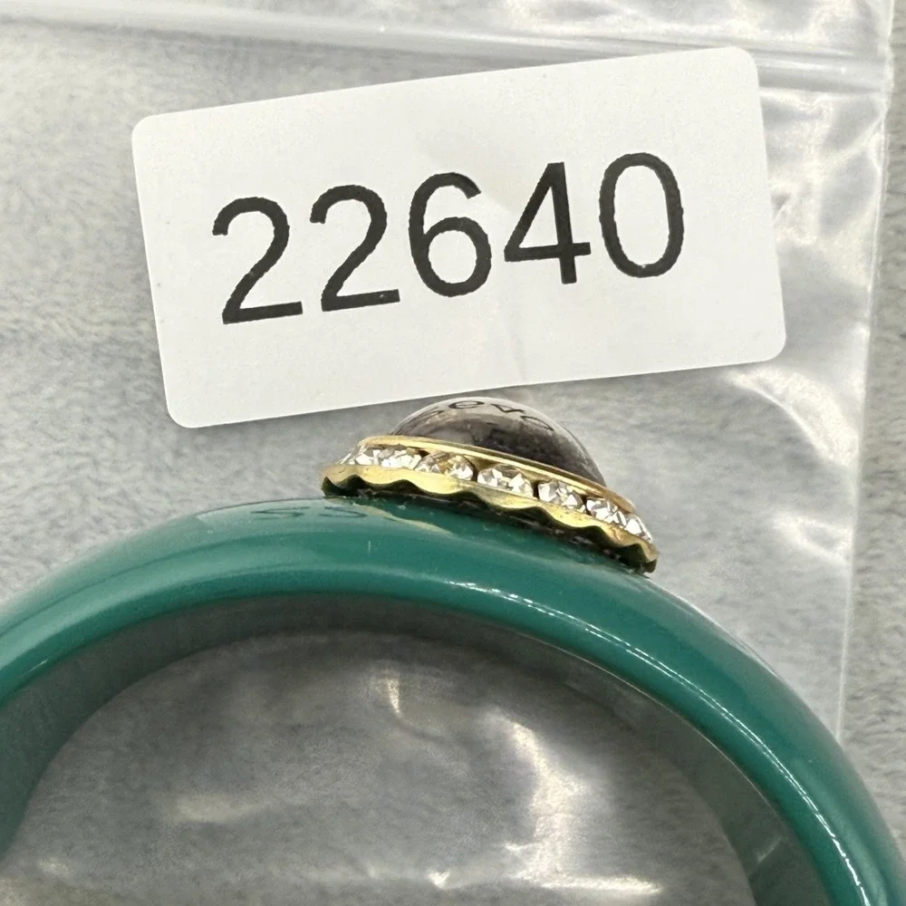 Vintage John‎ Wind Bangle Bracelet Acrylic Teal Chunky Signed 6.5